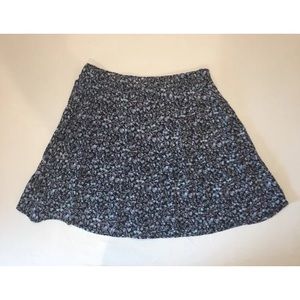 Brandy Melville skater mini skirt circle floral